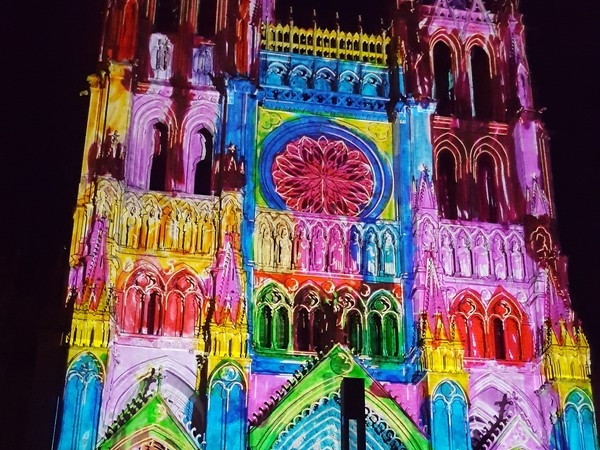 Amiens cathédrale spectacle Chroma, Somme