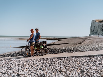 Couple à vélos Mers-les-Bains sur La Vélomaritime